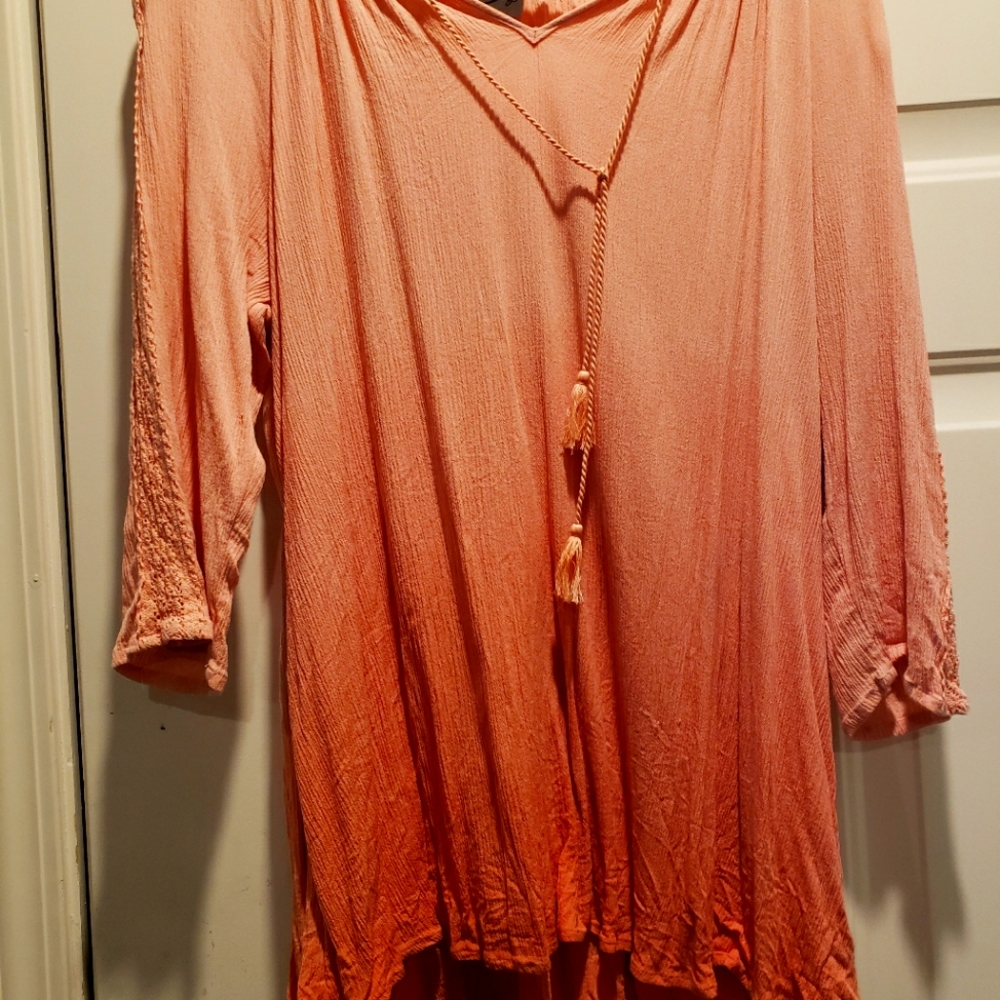 Como Vintage 2x peach 🍑 Tunic
